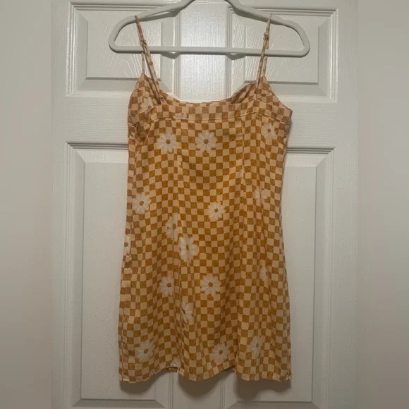 Urban Outfitters Lumi Daisy Check Print Dress - Picture 7 of 11
